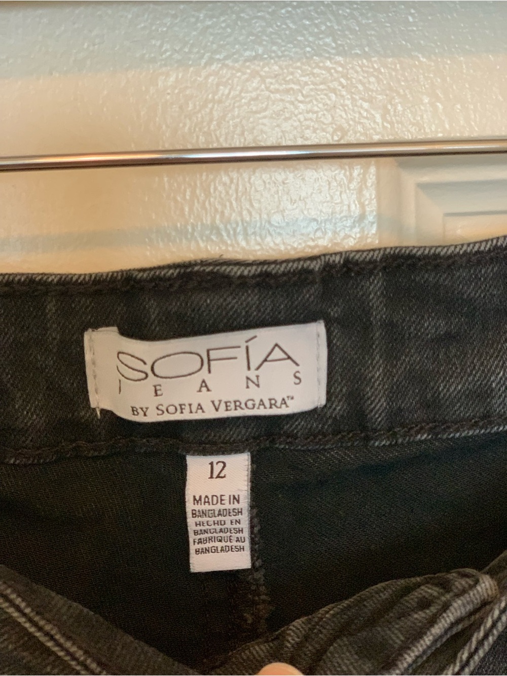 Sofia Jeans High-Rise Skinny Ankle Jeans in Washed Black Size-12 Downtown Chic - Picture 2 of 5